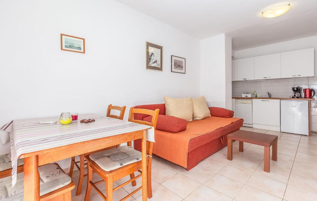 Apartament Dubravka Poreč Zewnętrze zdjęcie